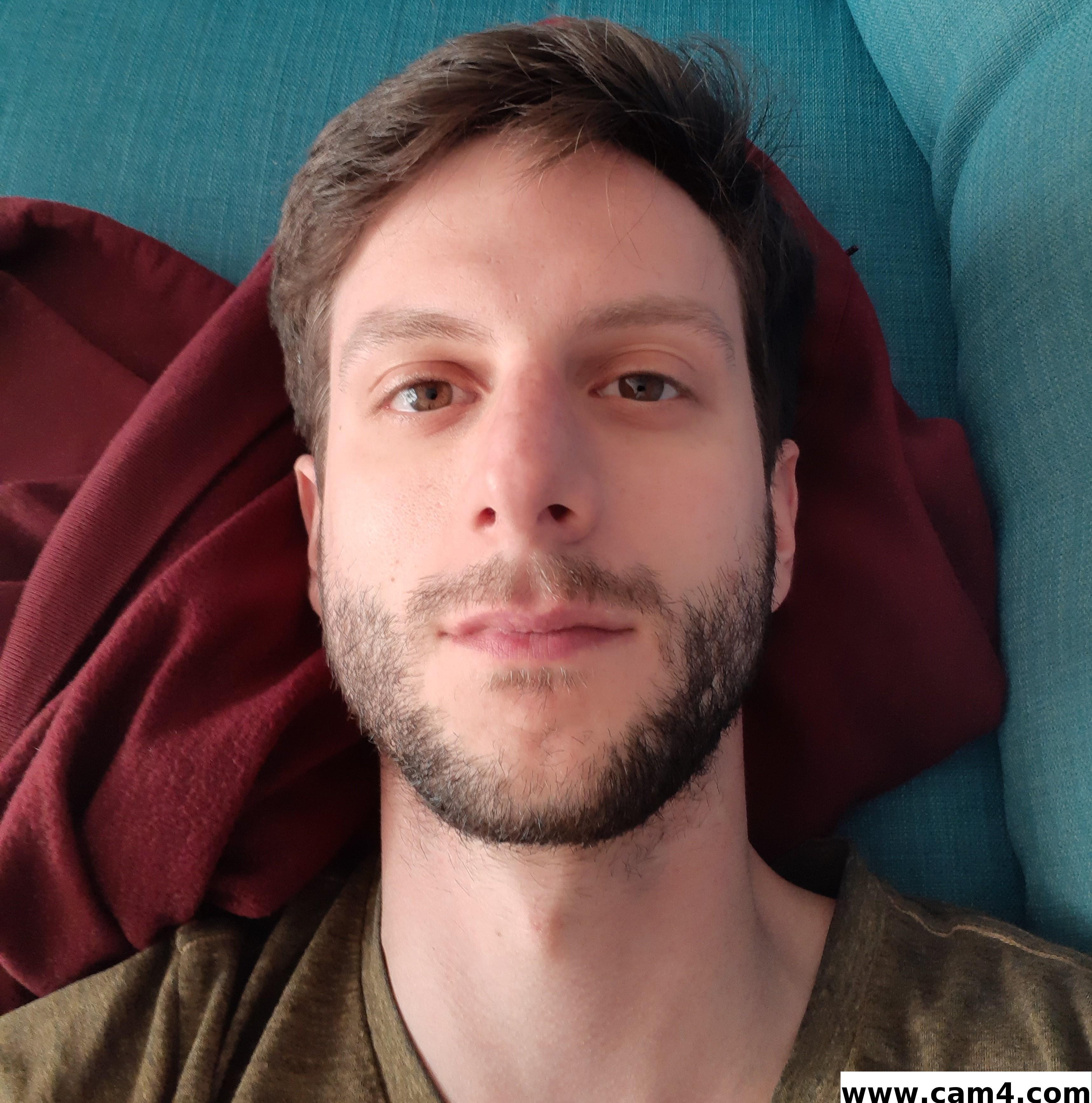 randomnewuse from Canada
