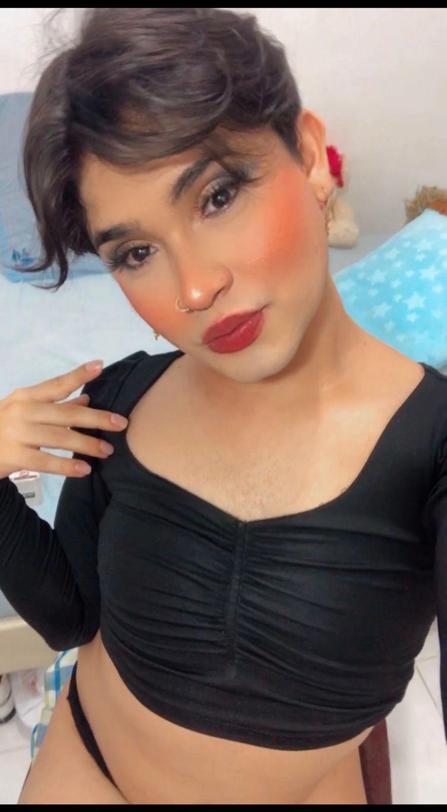sexy_devil_18 from Colombia