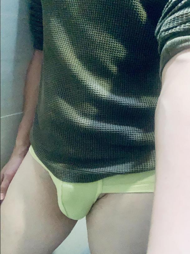 super996999 from Singapore