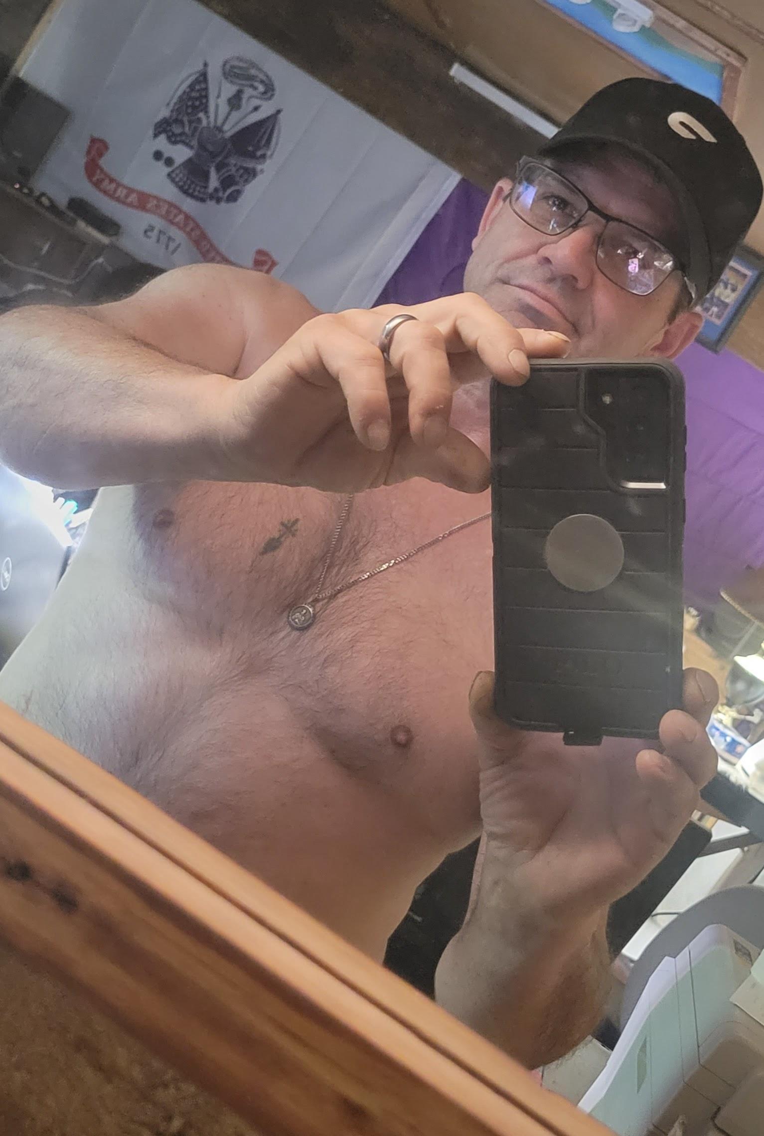 xxxfucer from United States