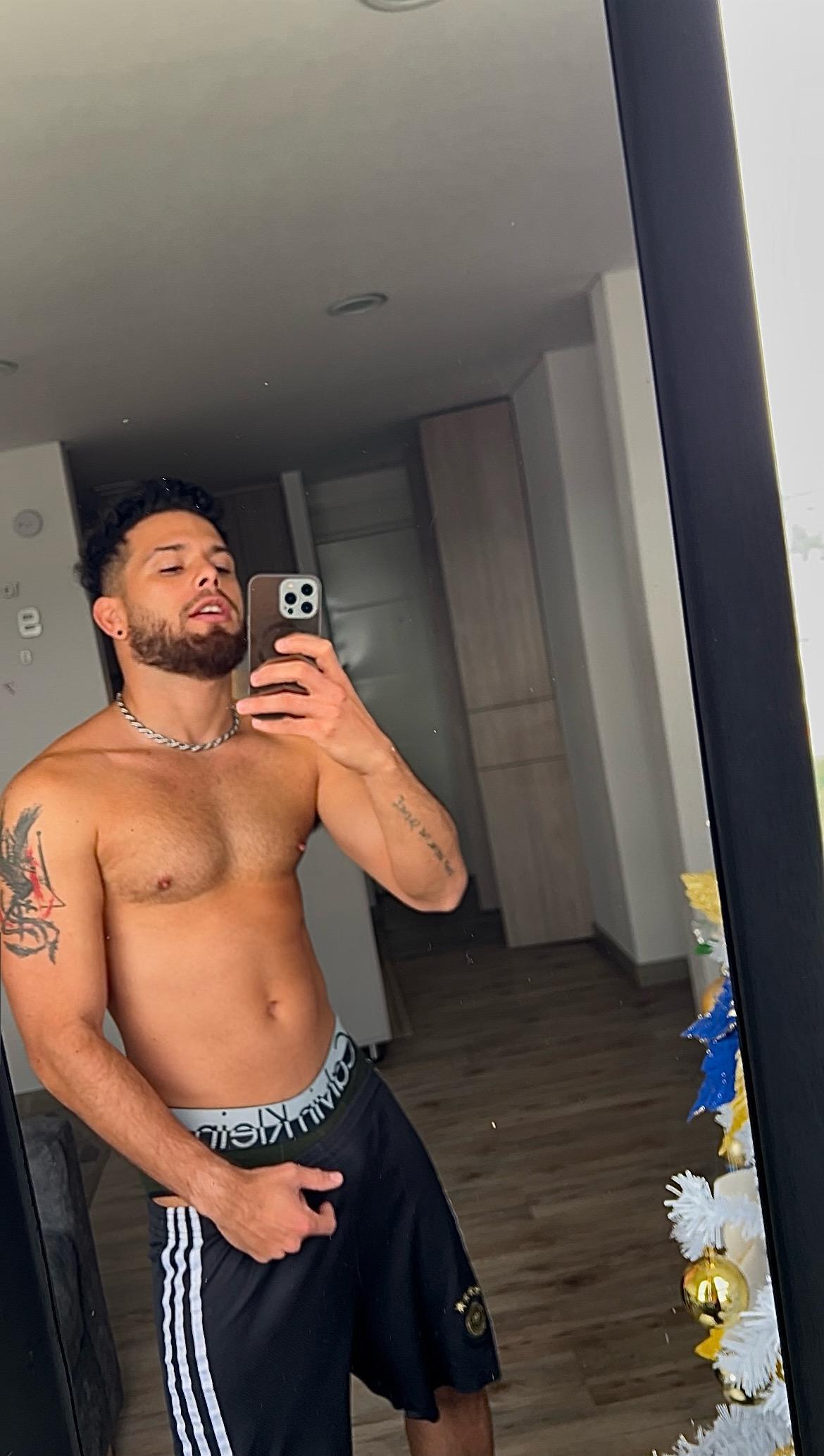 zoneboys_ from Colombia