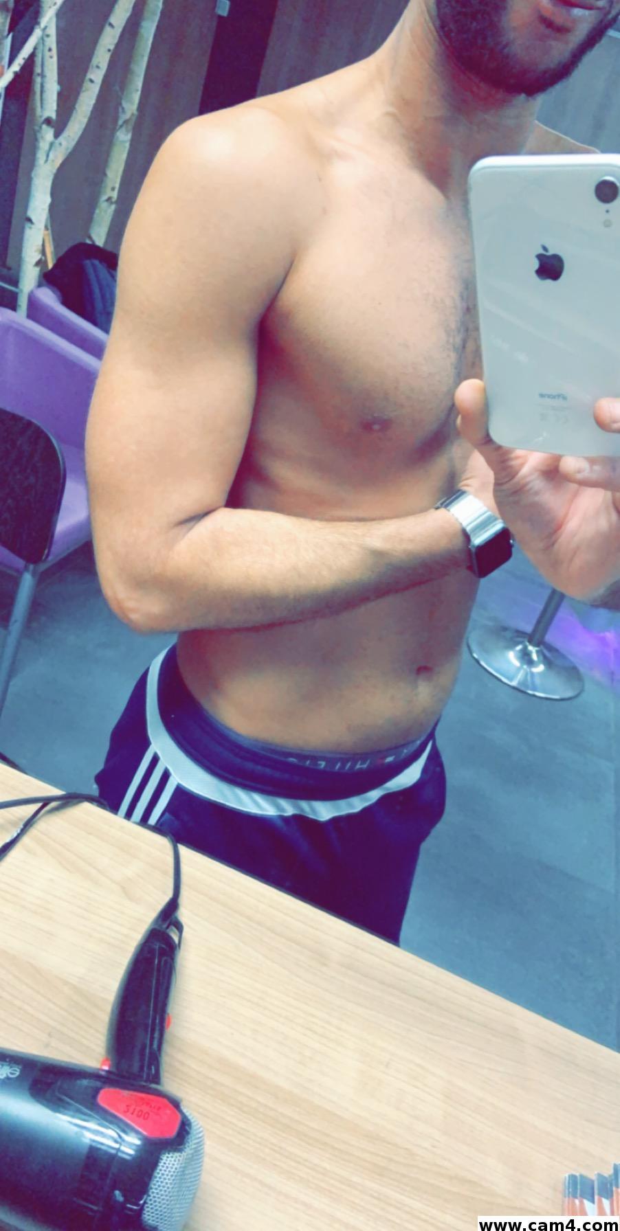 zozo692 from France